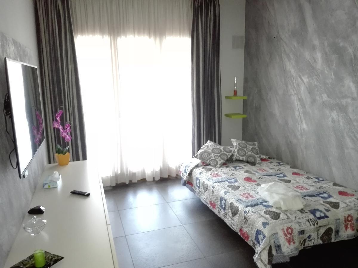 Manu'S Guest Suite 科森扎 外观 照片